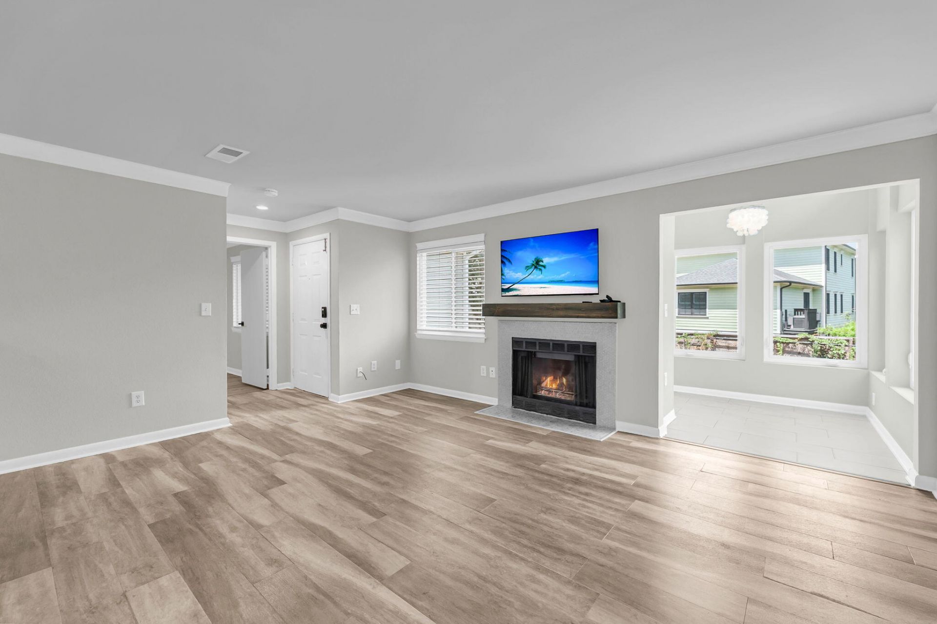 266 Alexandra Photo 11