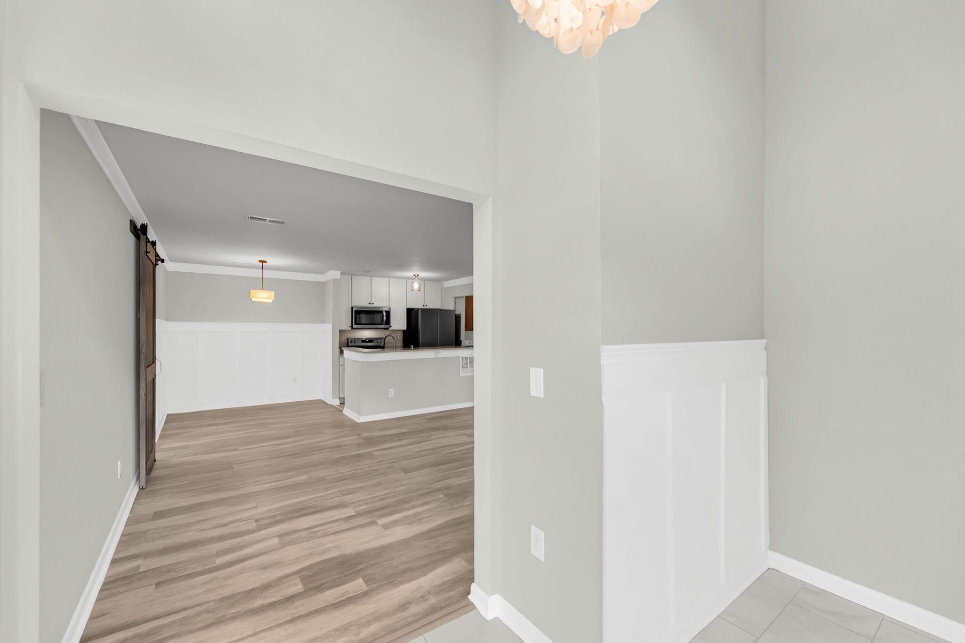 266 Alexandra Photo 21