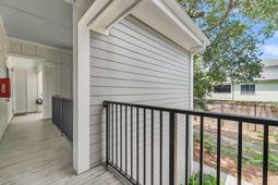 266 Alexandra photo 4