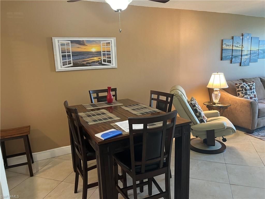 1085 Forest Lakes Dr, Unit 8202, Naples, FL 34105 Photo