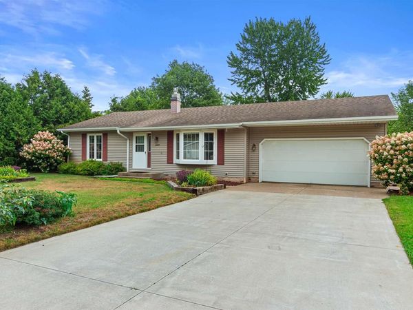 3307 LINDBERGH AVENUE, Stevens Point, WI 54481
