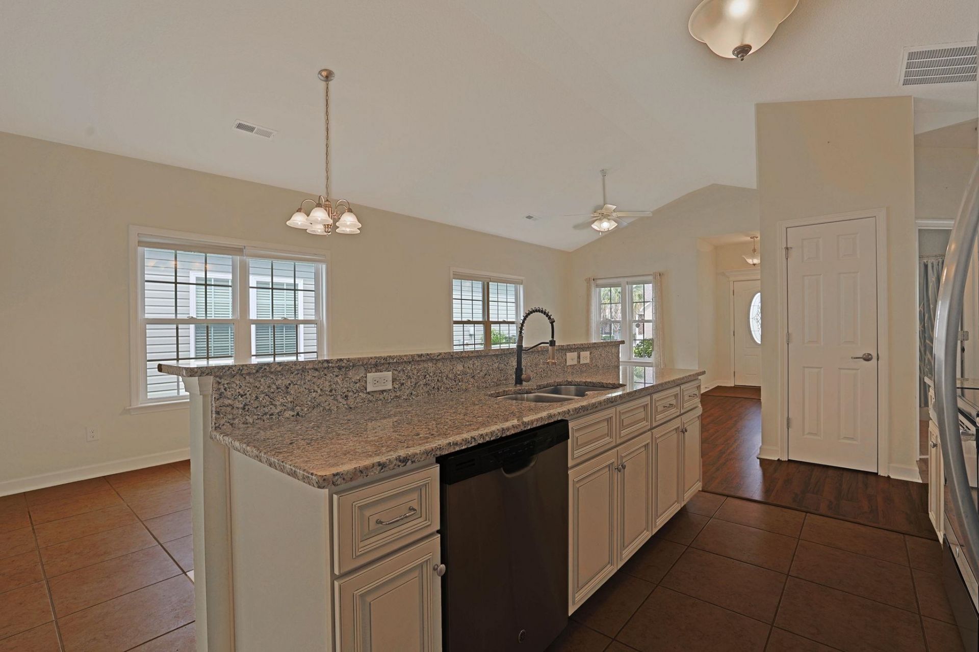 160 Palm Cove Circle Photo 10