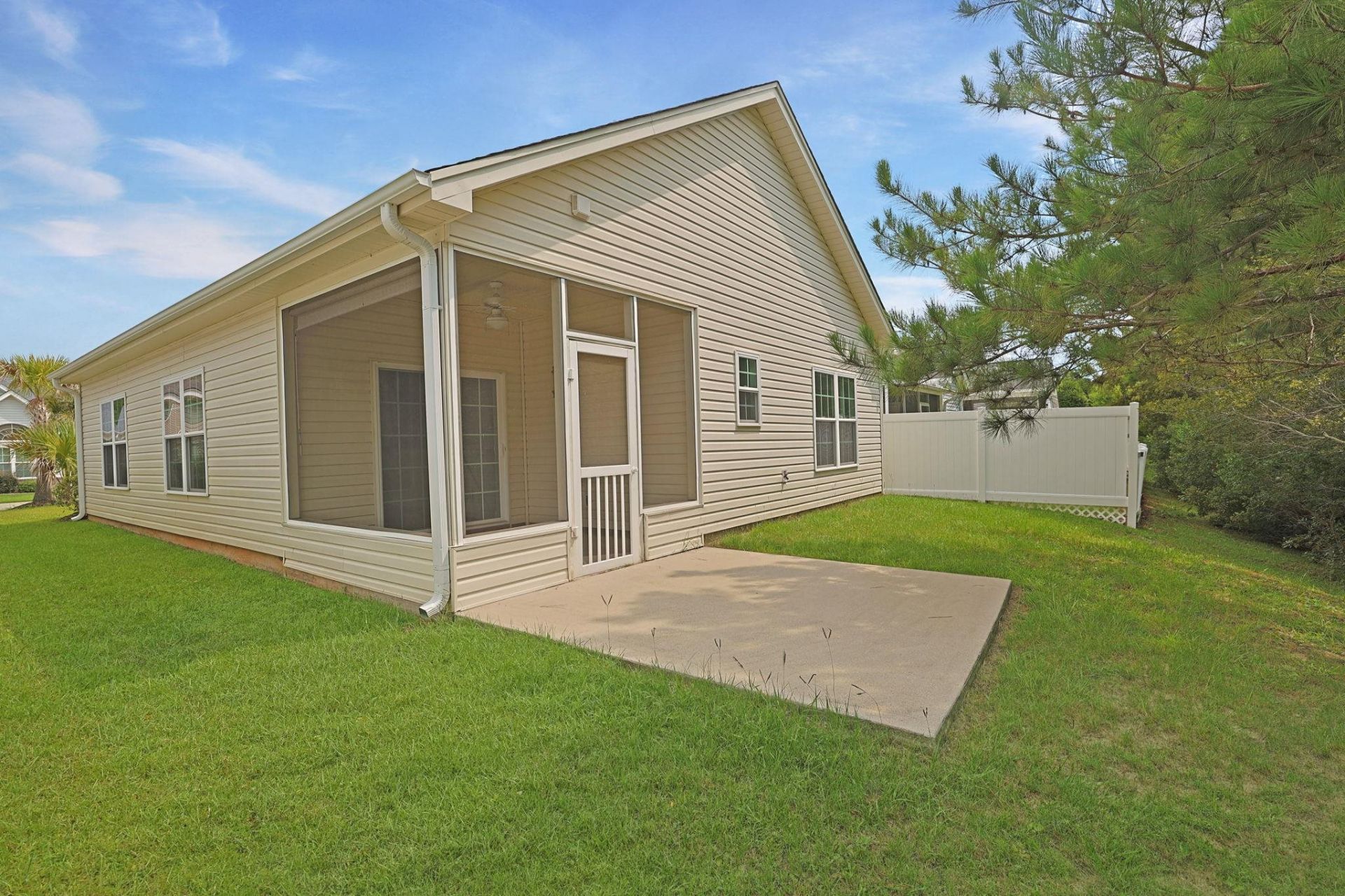 160 Palm Cove Circle Photo 27