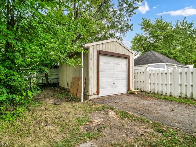 12801 Christine Avenue, Garfield Heights, OH 44105 Photo 29