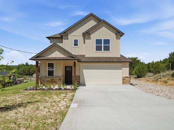 1613 Franklin Street , Weatherford, TX 76086