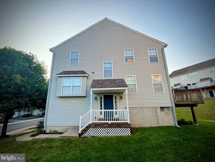 635 Onward Avenue , Phoenixville, PA 19460 Main Photo