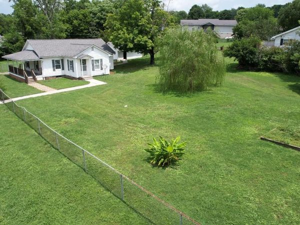 2330 Mitchell Ave, Maryville, TN 37804