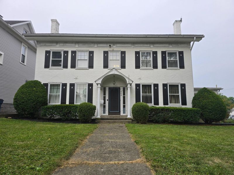 404 E Chillicothe Avenue , Bellefontaine, OH 43311 Photo 2