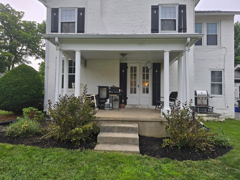 404 E Chillicothe Avenue , Bellefontaine, OH 43311 Photo 5