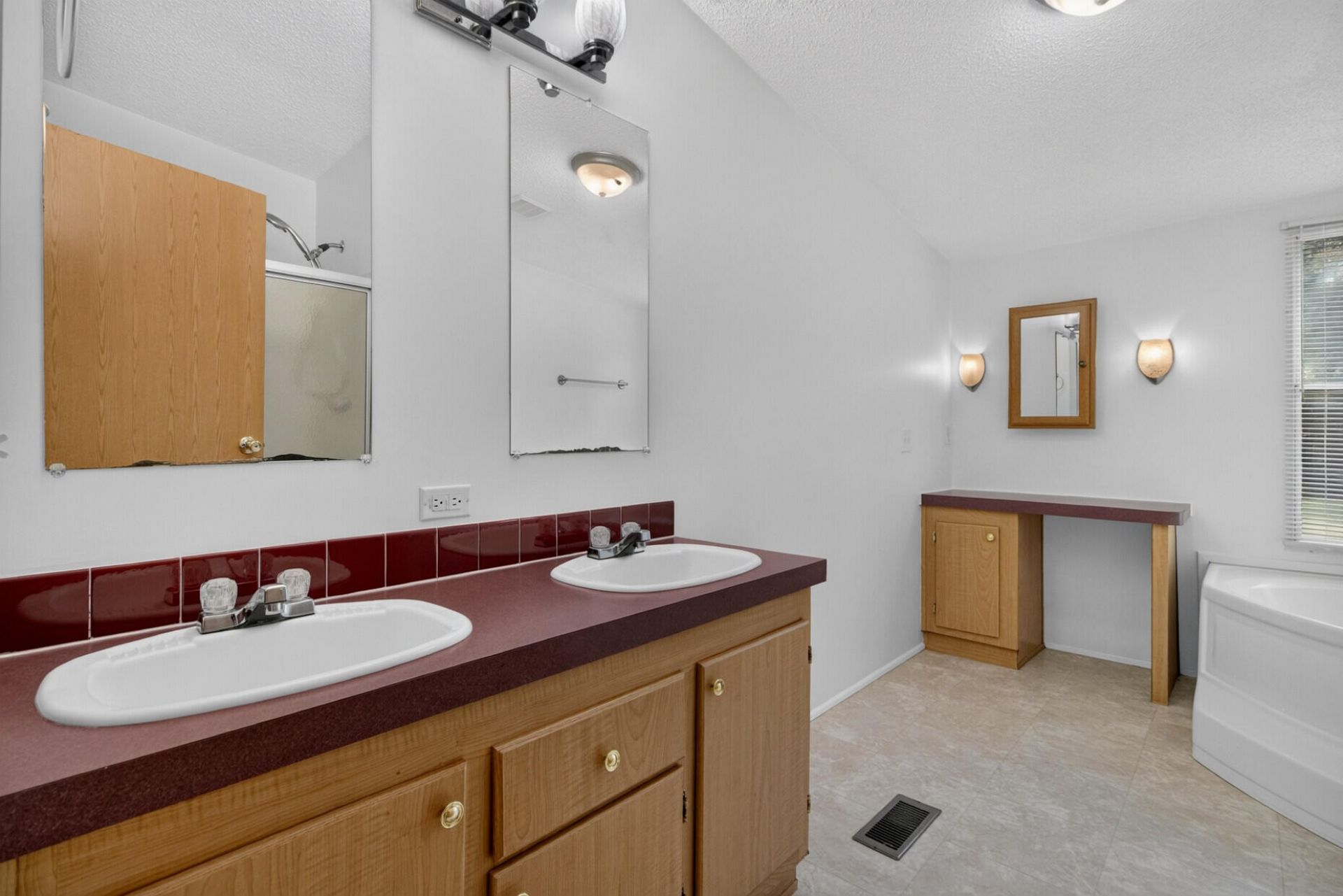 32 Lightsey Quarters Lane Photo 13