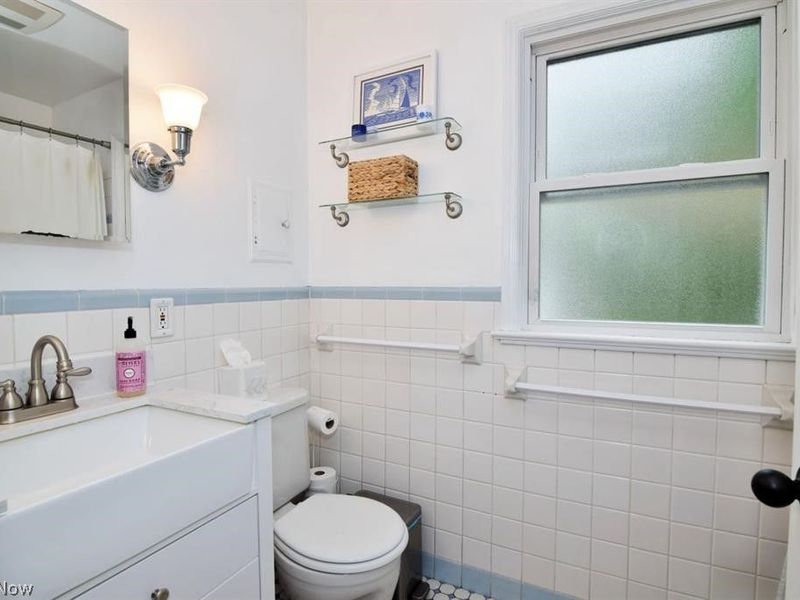 2658 Canterbury Road, Cleveland Heights, OH 44118 Photo 17