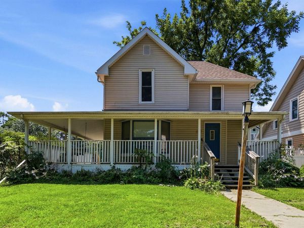 307 Olive Street, Cedar Falls, IA 50613