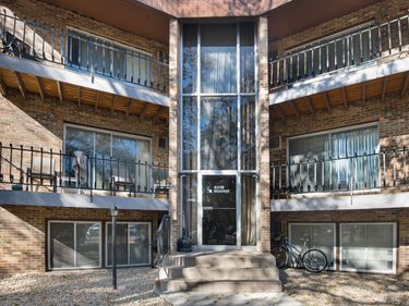 6015 W Broadway Avenue , Unit 304, New Hope, MN 55428