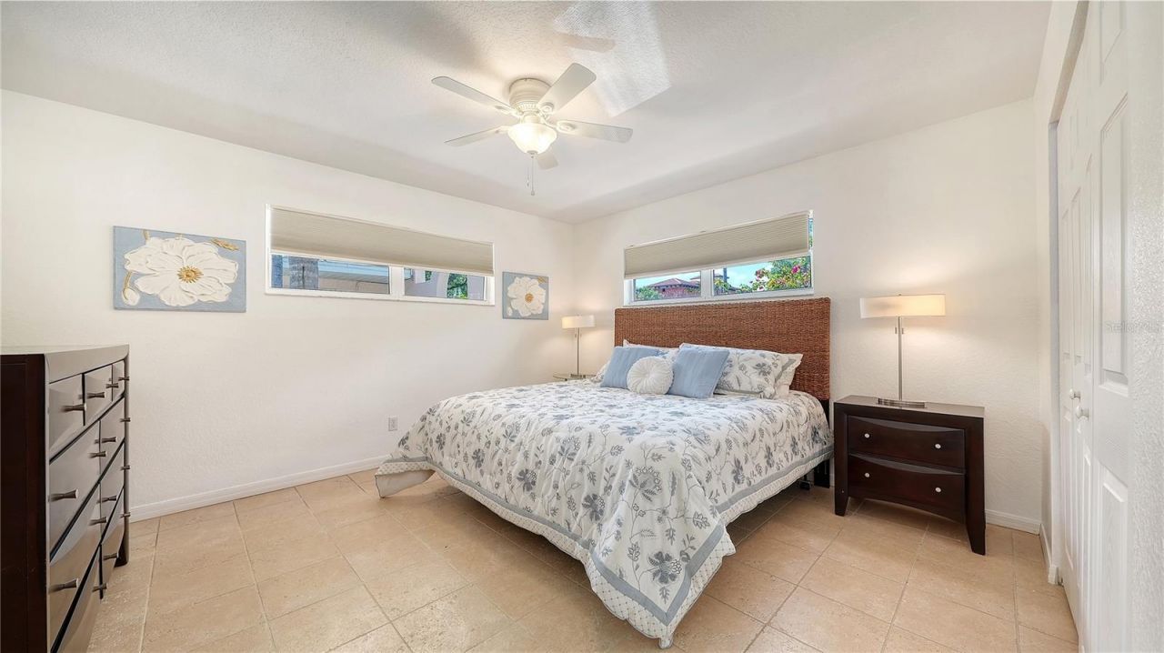 1749 Hillview Street, Unit 1, Sarasota, FL 34239 Photo