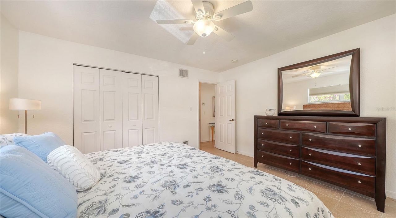 1749 Hillview Street, Unit 1, Sarasota, FL 34239 Photo