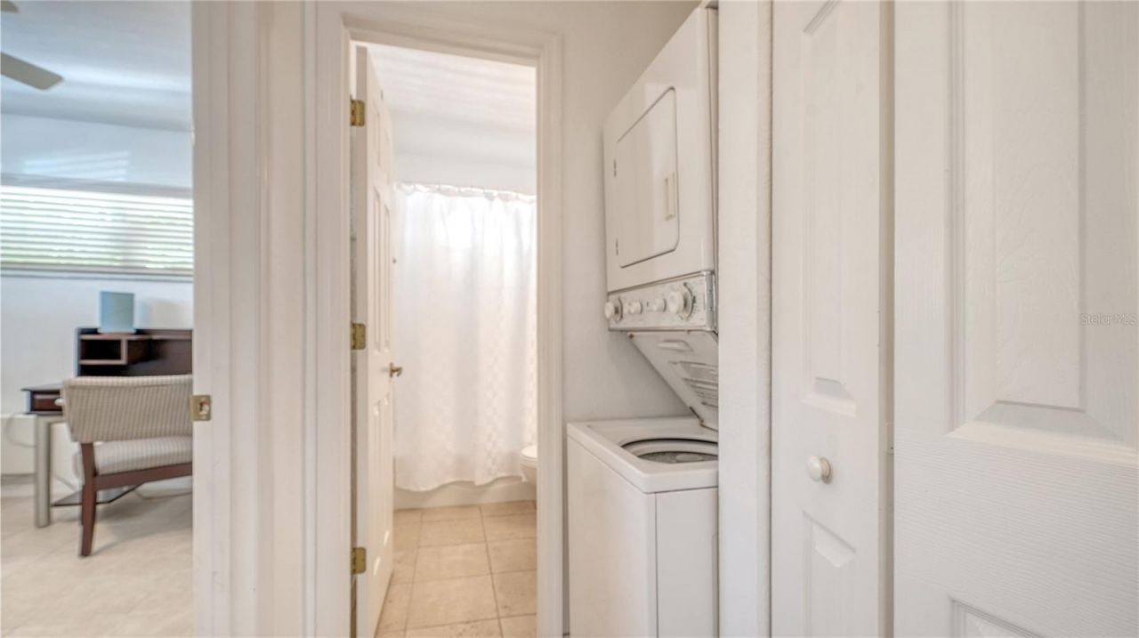 1749 Hillview Street, Unit 1, Sarasota, FL 34239 Photo