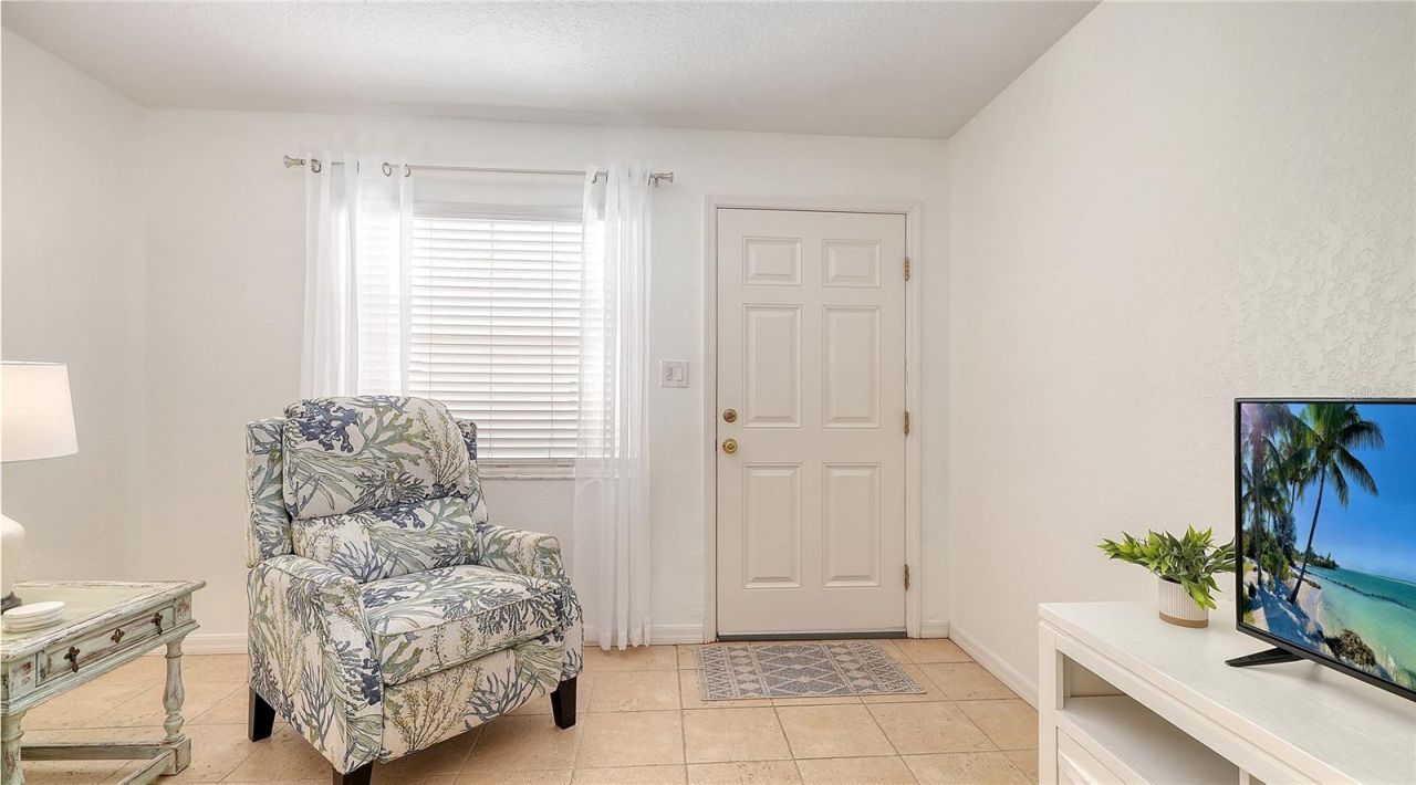 1749 Hillview Street, Unit 1, Sarasota, FL 34239 Photo