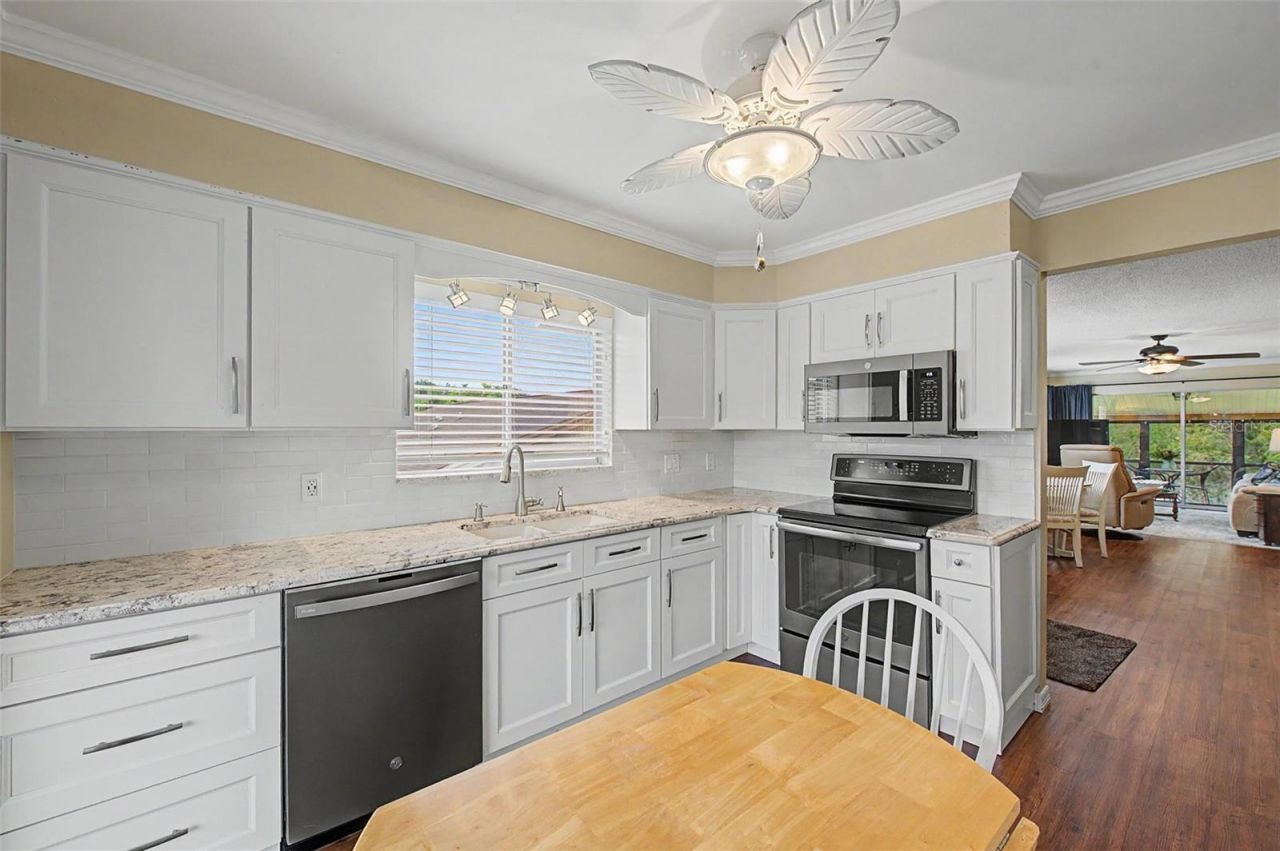 4015 Davit Drive, New Port Richey, FL 34652 Photo