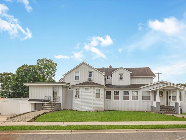 38 Wall Street, Farmingdale, NY 11735