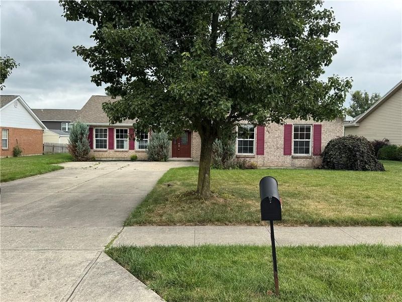 110 Brooke Woode Drive, Brookville, OH 45309 Photo 4