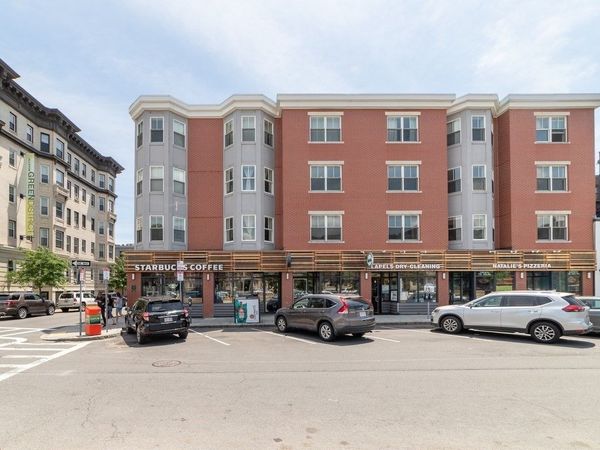 1304 Commonwealth Ave, Unit 5, Boston, MA 02134