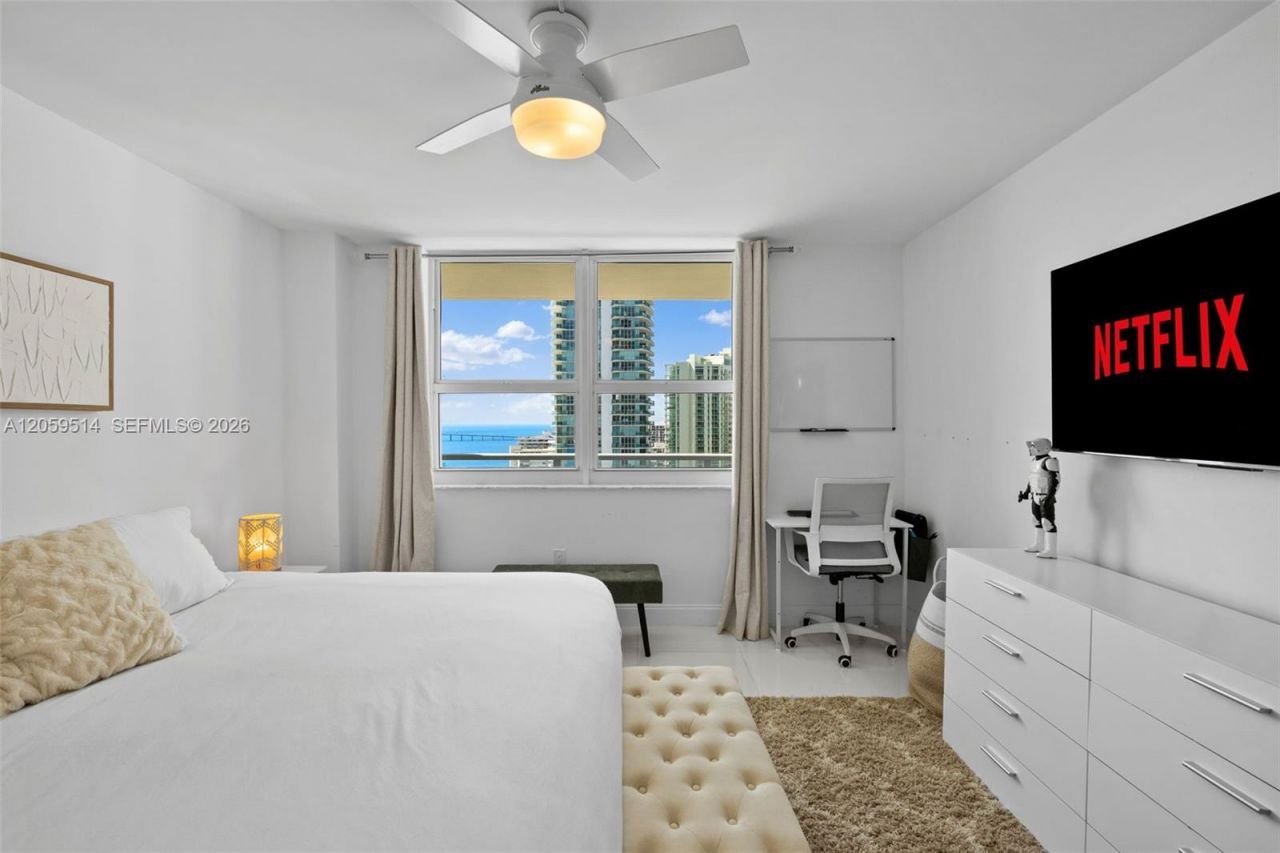 1155 Brickell Bay Dr , Unit 2005, Miami, FL 33131 Photo