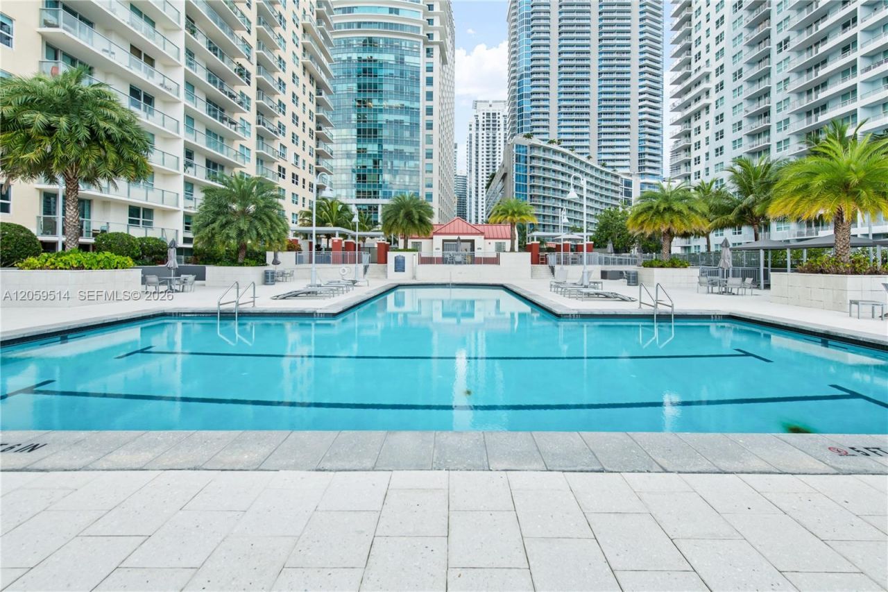 1155 Brickell Bay Dr , Unit 2005, Miami, FL 33131 Photo