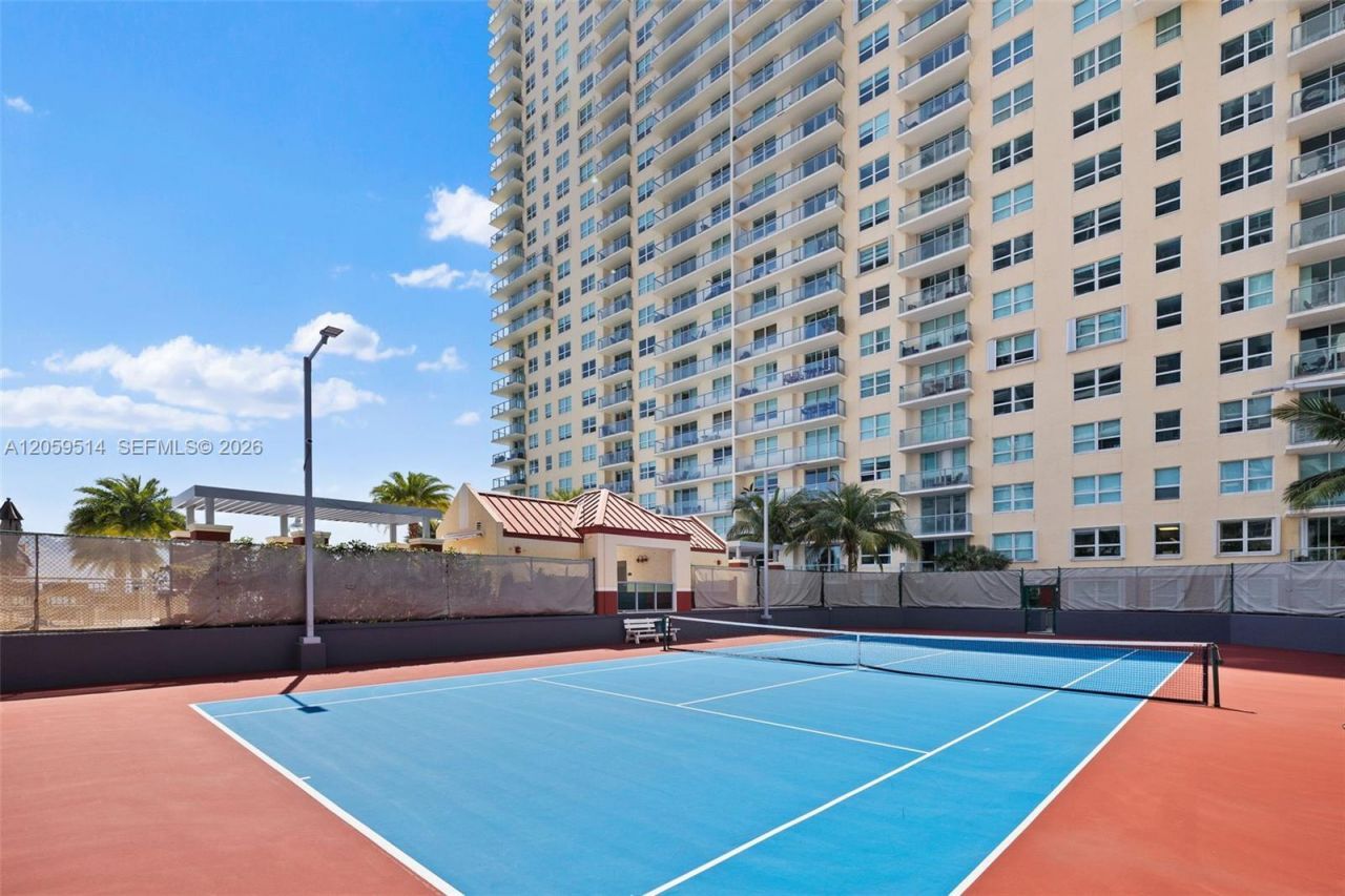 1155 Brickell Bay Dr , Unit 2005, Miami, FL 33131 Photo