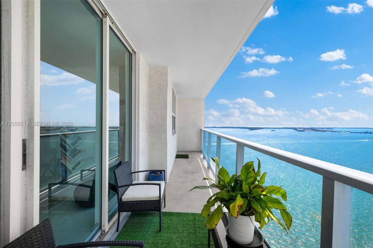 1155 Brickell Bay Dr , Unit 2005, Miami, FL 33131 Photo