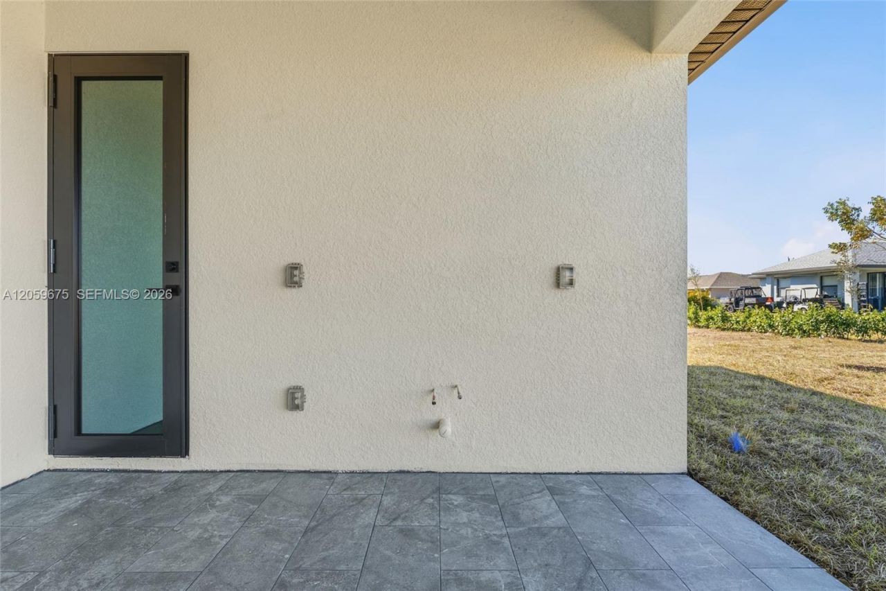 1430 6th Pl , Cape Coral, FL 33909 Photo