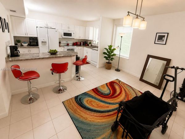 20381 NE 30th Ave, Unit 120-7, Aventura, FL 33180