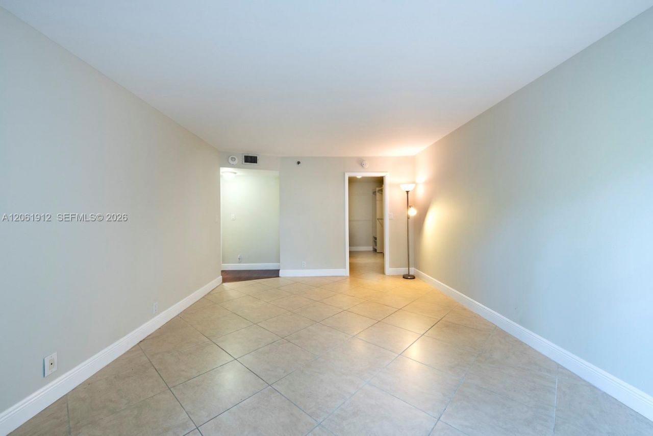 2000 Towerside Ter, Unit 312, Miami, FL 33138 Photo