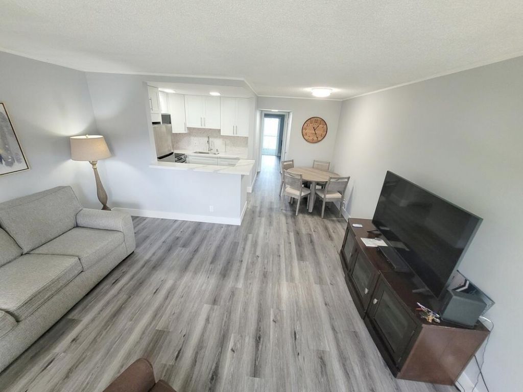 101 Hastings G, West Palm Beach, FL 33417 Photo