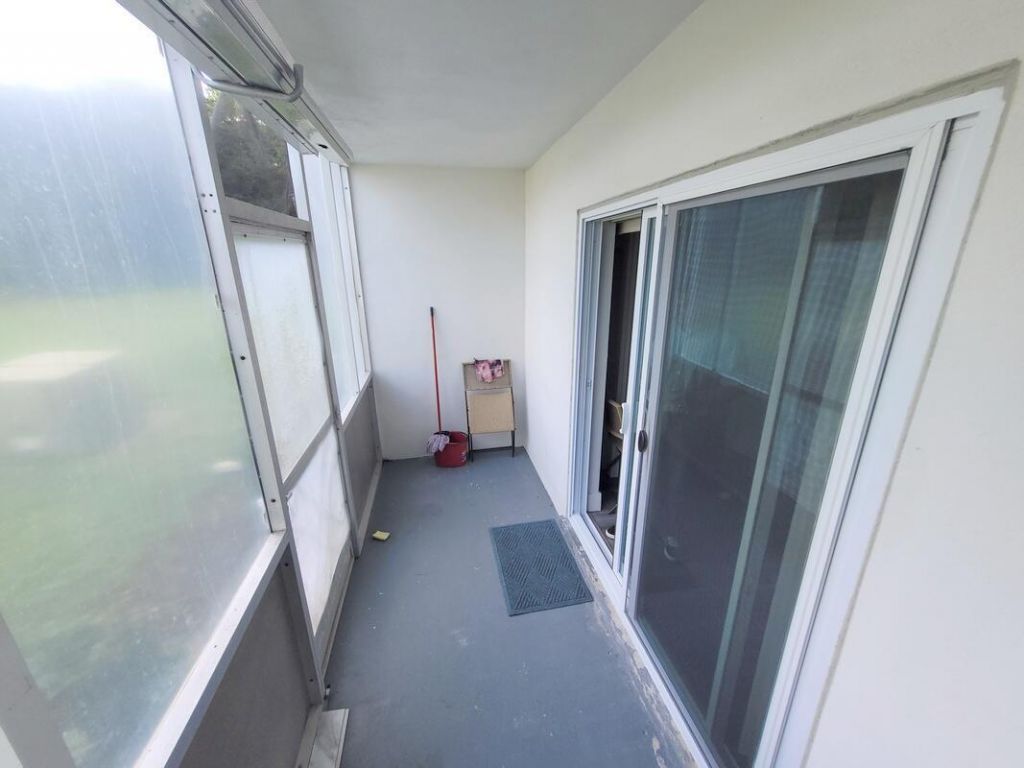 101 Hastings G, West Palm Beach, FL 33417 Photo