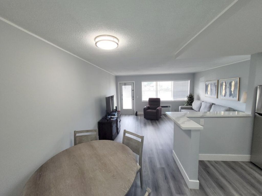 101 Hastings G, West Palm Beach, FL 33417 Photo