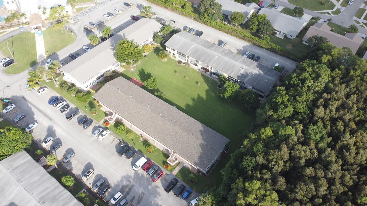 101 Hastings G, West Palm Beach, FL 33417 Photo