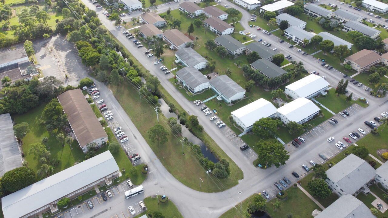 101 Hastings G, West Palm Beach, FL 33417 Photo