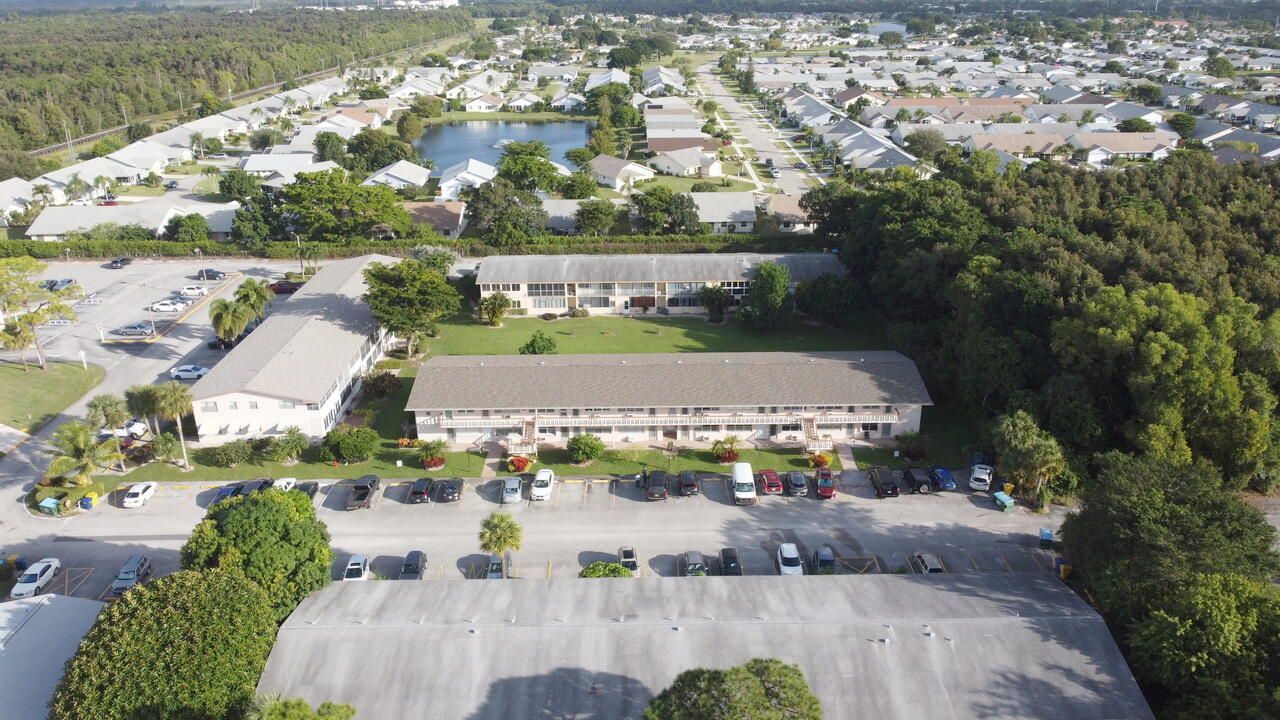 101 Hastings G, West Palm Beach, FL 33417 Photo