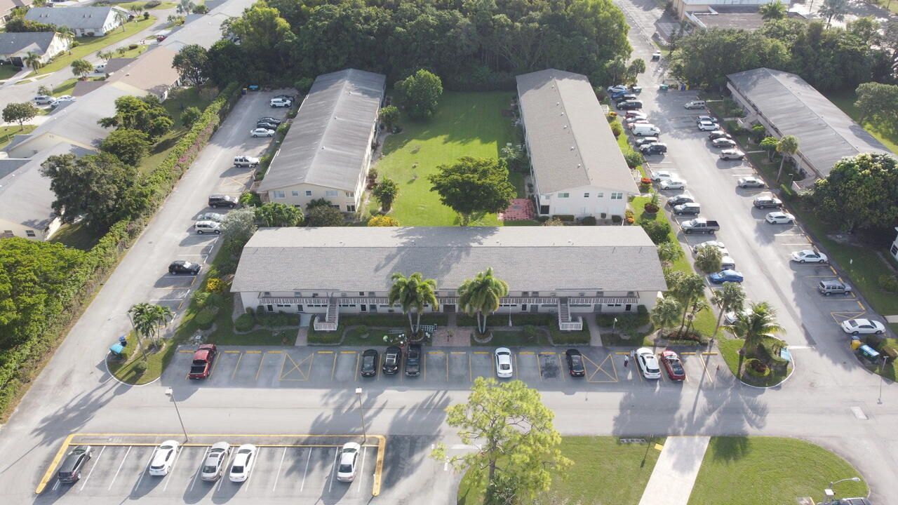 101 Hastings G, West Palm Beach, FL 33417 Photo