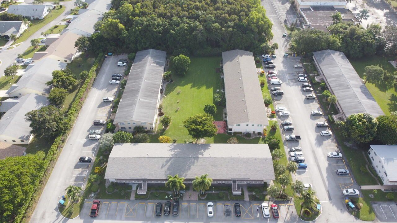 101 Hastings G, West Palm Beach, FL 33417 Photo