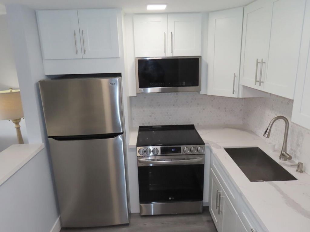101 Hastings G, West Palm Beach, FL 33417 Photo