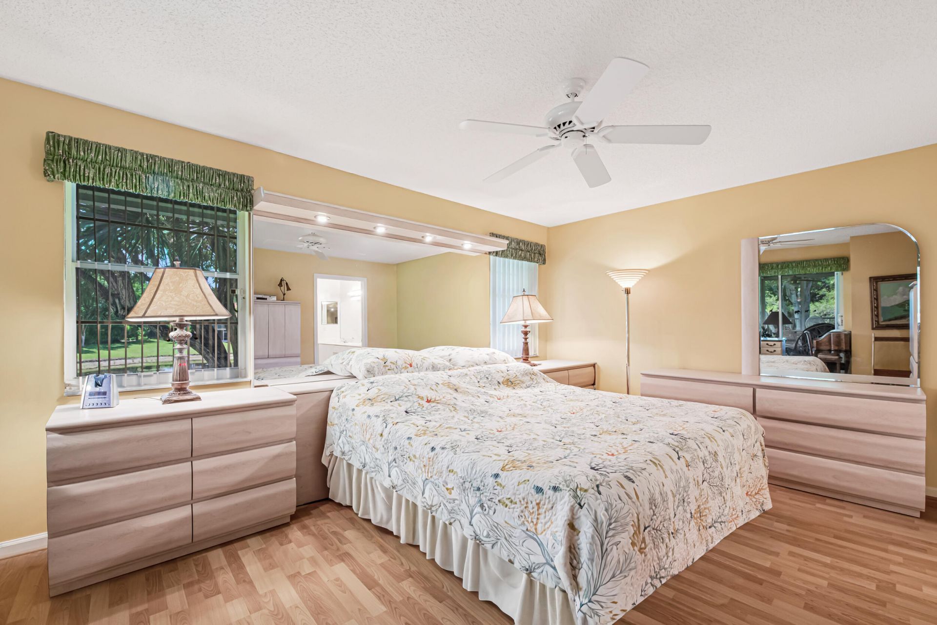 7027 Summer Tree Drive, Unit 201, Boynton Beach, FL 33437 Photo