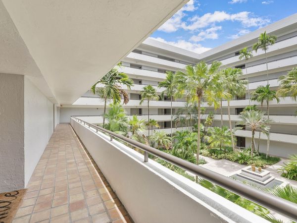 23200 Camino Del Mar, Unit 302, Boca Raton, FL 33433