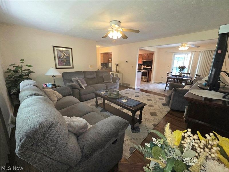 1000 Navajo Trail, Macedonia, OH 44056 Photo 11