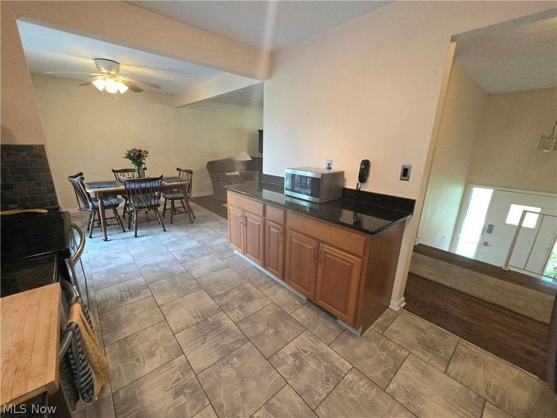 1000 Navajo Trail, Macedonia, OH 44056 Photo 6