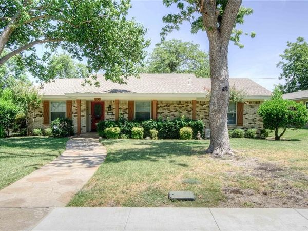 530 Lawnmeadow Drive, Richardson, TX 75080