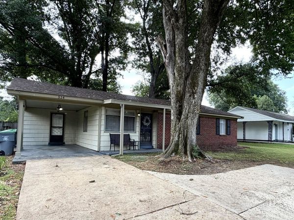514 N WHITE STATION RD, Memphis, TN 38117