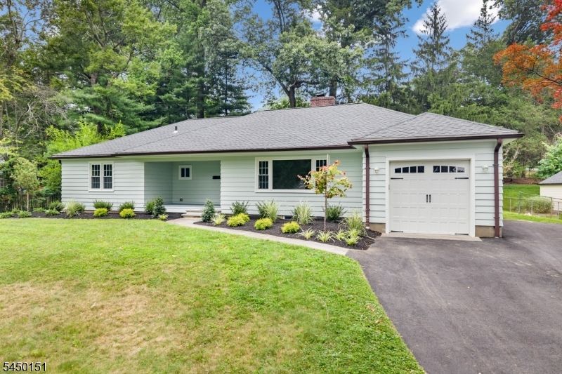 40 Old Army Rd, Bernardsville, NJ 07924 Main Photo