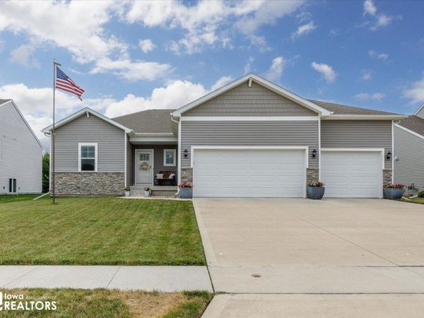 1204 Joshua Drive SE, Bondurant, IA 50035