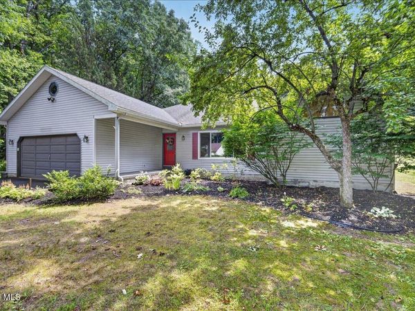 21 Knollwood Drive, Saratoga Springs, NY 12866